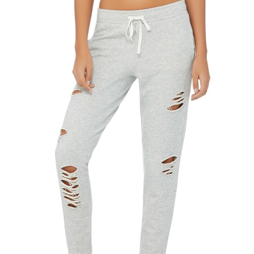 Ripped sweatpant